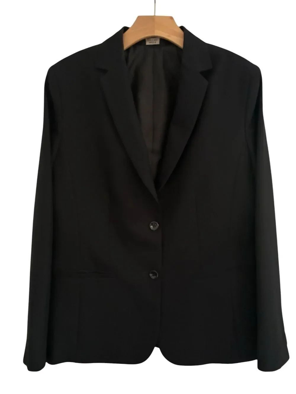 Edward’s Signature Women's Blazer Jacket
